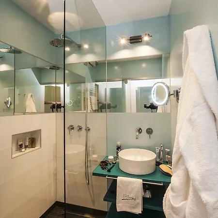 Hotell Laerchenhof 4*